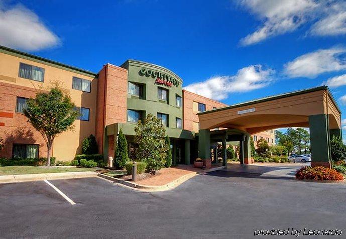 Отель Courtyard By Marriott Memphis Саутавен Экстерьер фото